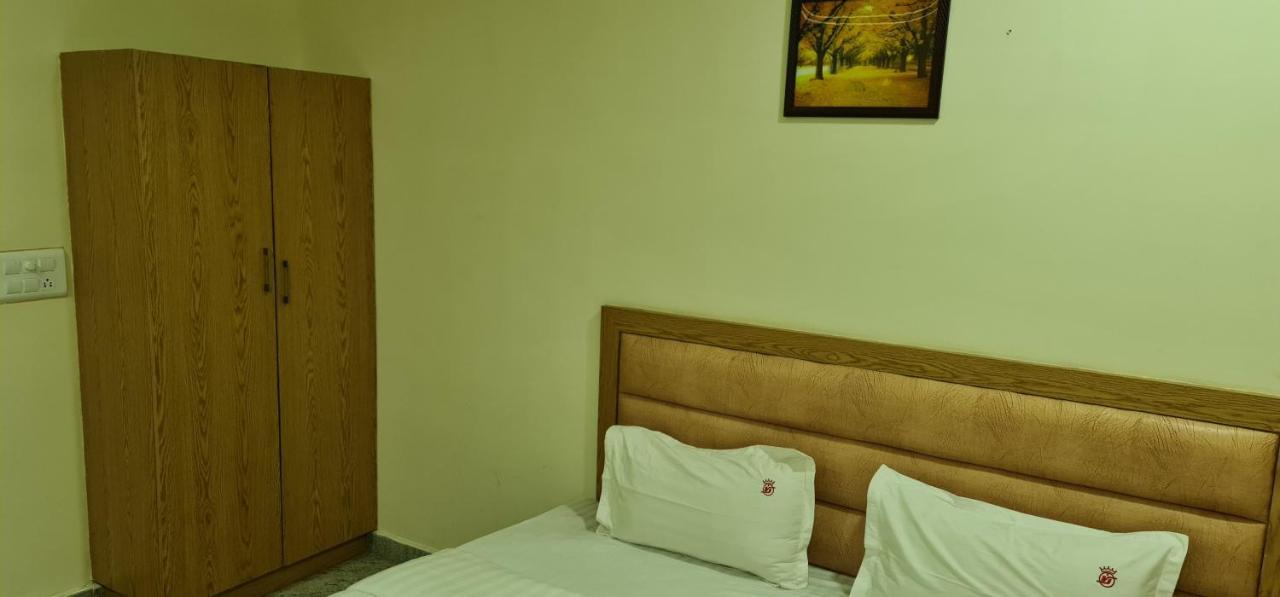 Vijay Shree Inn Vellore Kültér fotó