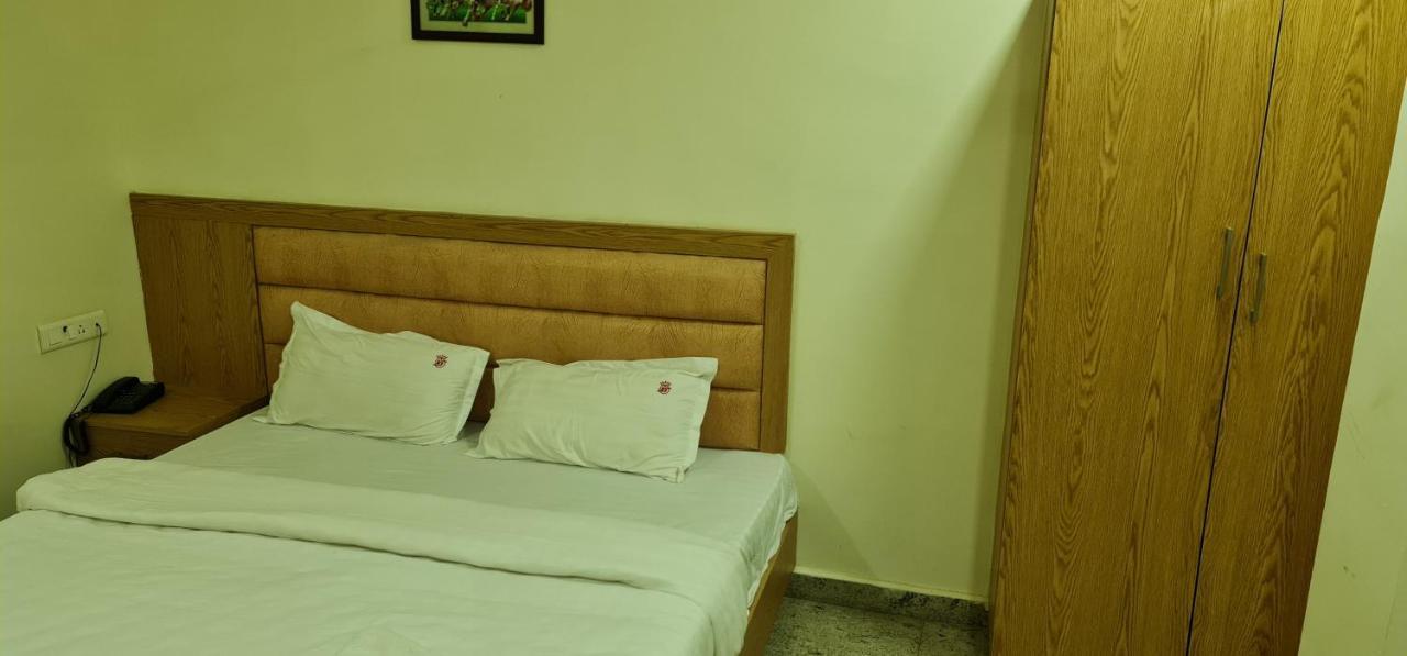 Vijay Shree Inn Vellore Kültér fotó